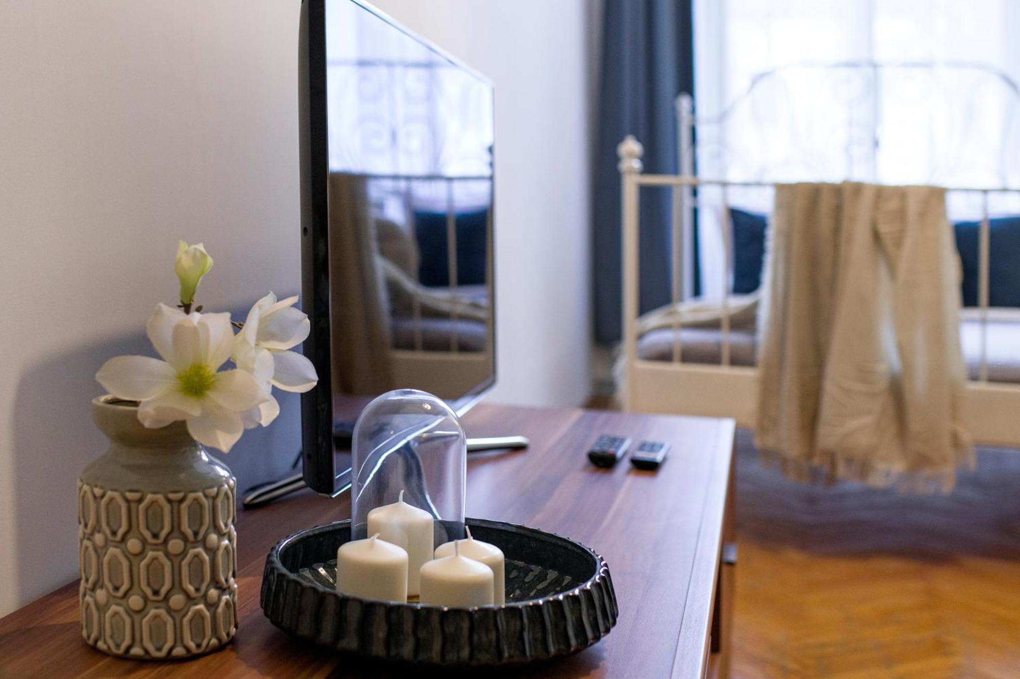 Wawelove Royal Spacious 2 Bedroom Apt 1 Min To Main Sq! Cracovie Extérieur photo